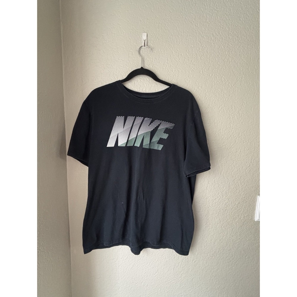 Nike - The Nike Tee Men's Athletic Black T-Shirt X-Large